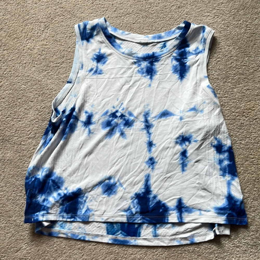 Lululemon blue and white tie-dye tank top
